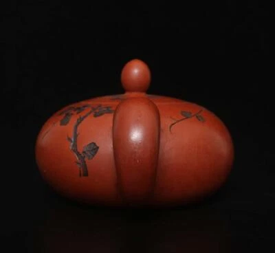 Zhou Guizhen Signed Old Chinese Handmade Yixing Zisha Teapot w/grape