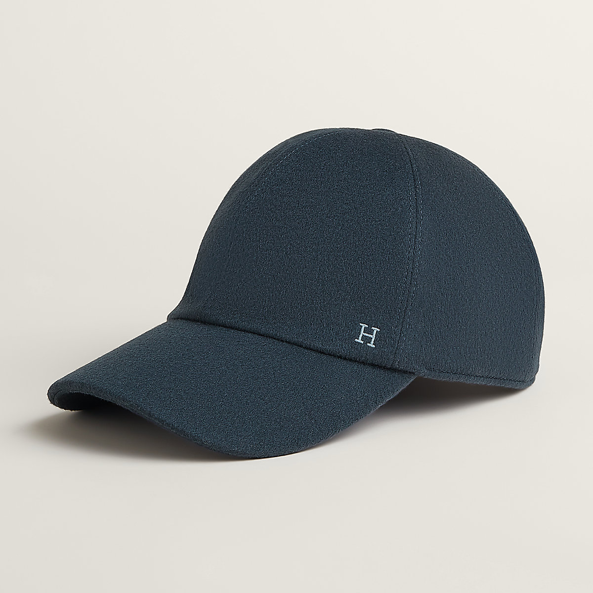 Riley H Droit cap
