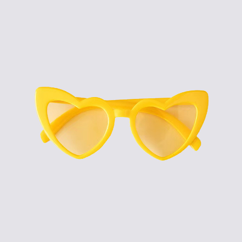 European style fashion slim heart Sunglasses