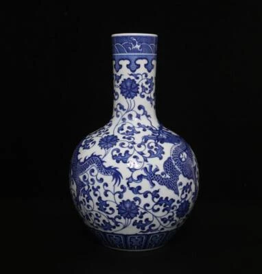 32.5CM Qianlong Signed Chinese Blue & White Porcelain Vase w/dragon