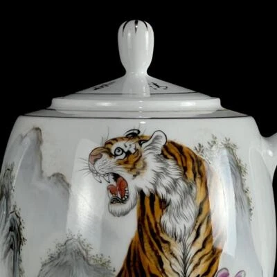 Bi Yuanming Signed Old Chinese Famille Rose Teapot W/tiger N1324