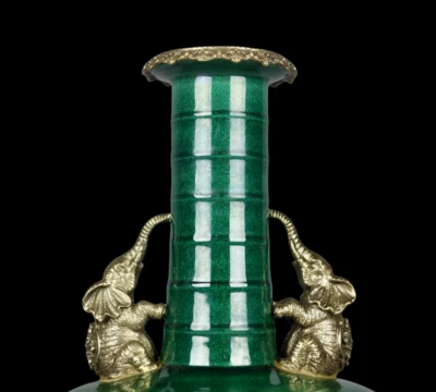 38CM Kangxi Signed Old Chinese Green Glaze Vase w/ear N4030