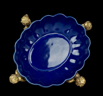 Yongzheng Signed Old Chinese Blue Glaze Fruit Dish w/kid N3905