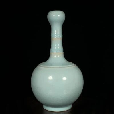 Old Chinese Ru Yao Ru Kiln Vase w/ear N64