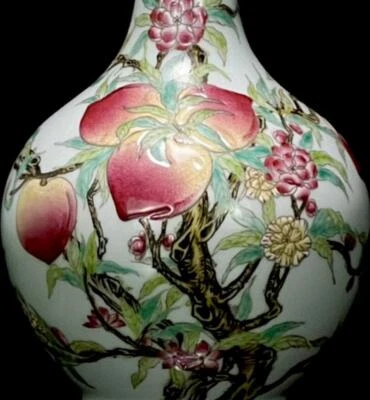Qianlong Signed Old Chinese Famille Rose Vase W/peach CK426