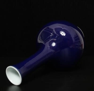 Qianlong Signed Old Chinese Blue Galze Vase