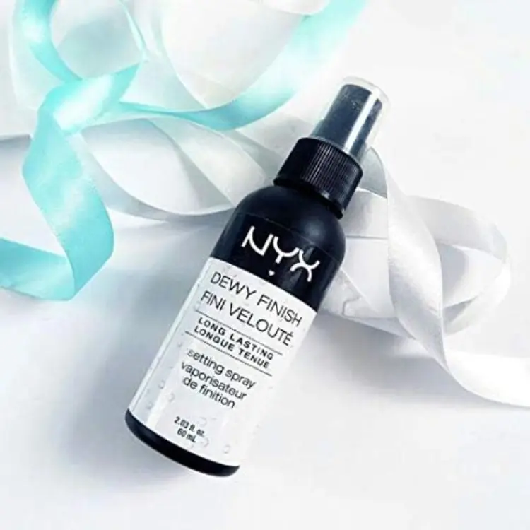 NYX Professional Makeup Long Lasting Setting Spray - 02 Dewy Finish