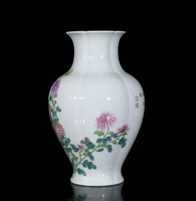 30CM Qianlong Signed Old Chinese Colour Enamel Vase W/mums N3438