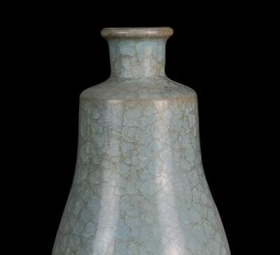 Old Chinese Ru Yao Ru Kiln Vase w/dragon N692