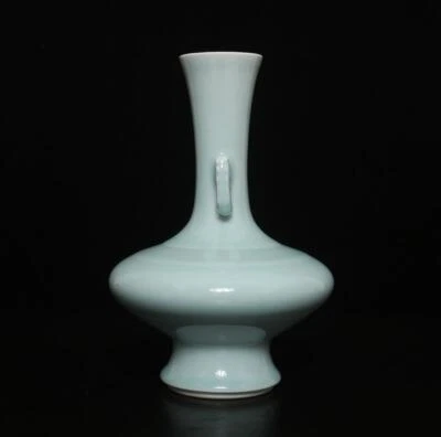 Qianlong Signed Antique Chinese Pea Green Glaze Vase w/dragon