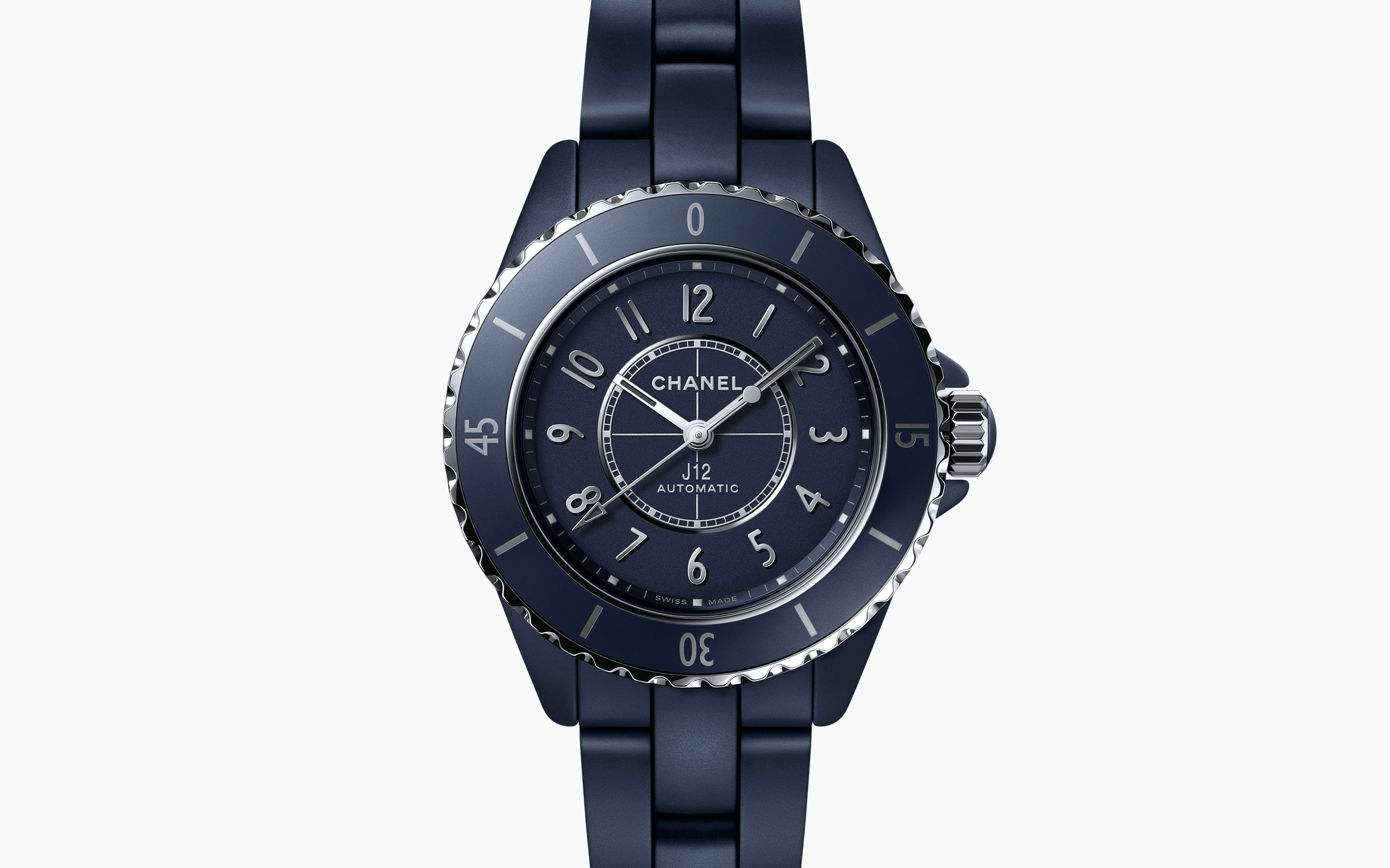 J12 Caliber 12.2 33 mm watch