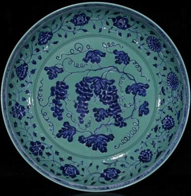 34CM Xuande Signed Old Chinese Blue & White Porcelain Dish w/ grape N12