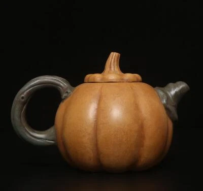 Wang Yixian Signed Old Chinese Handmade Yixing Zisha Teapot w/pumpkin