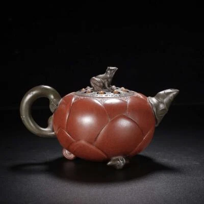 Jiang Rong Signed Old Chinese Handmade Yixing Zisha Teapot w/frog N150