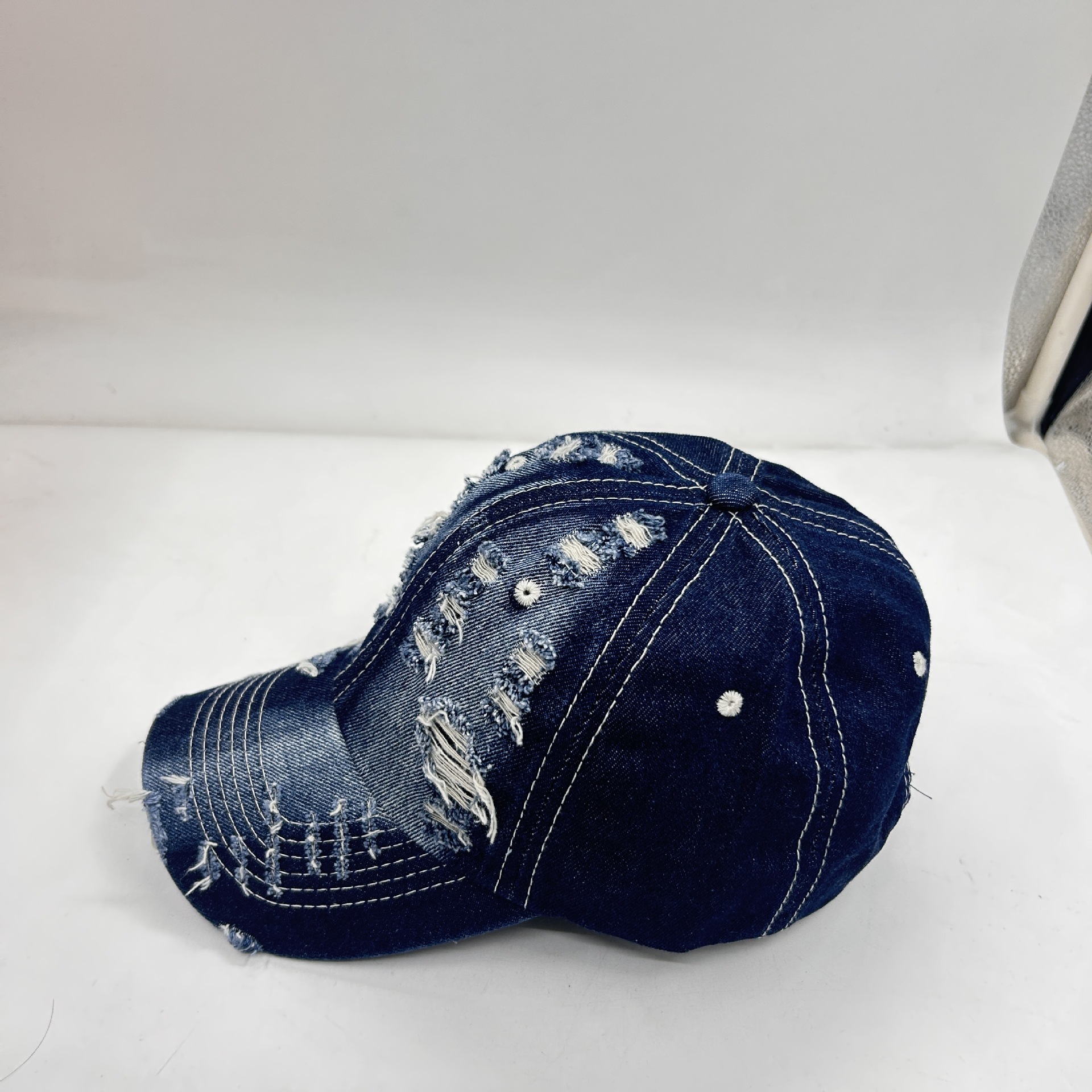 Men's Denim Ripped Sunshade Peaked Cap