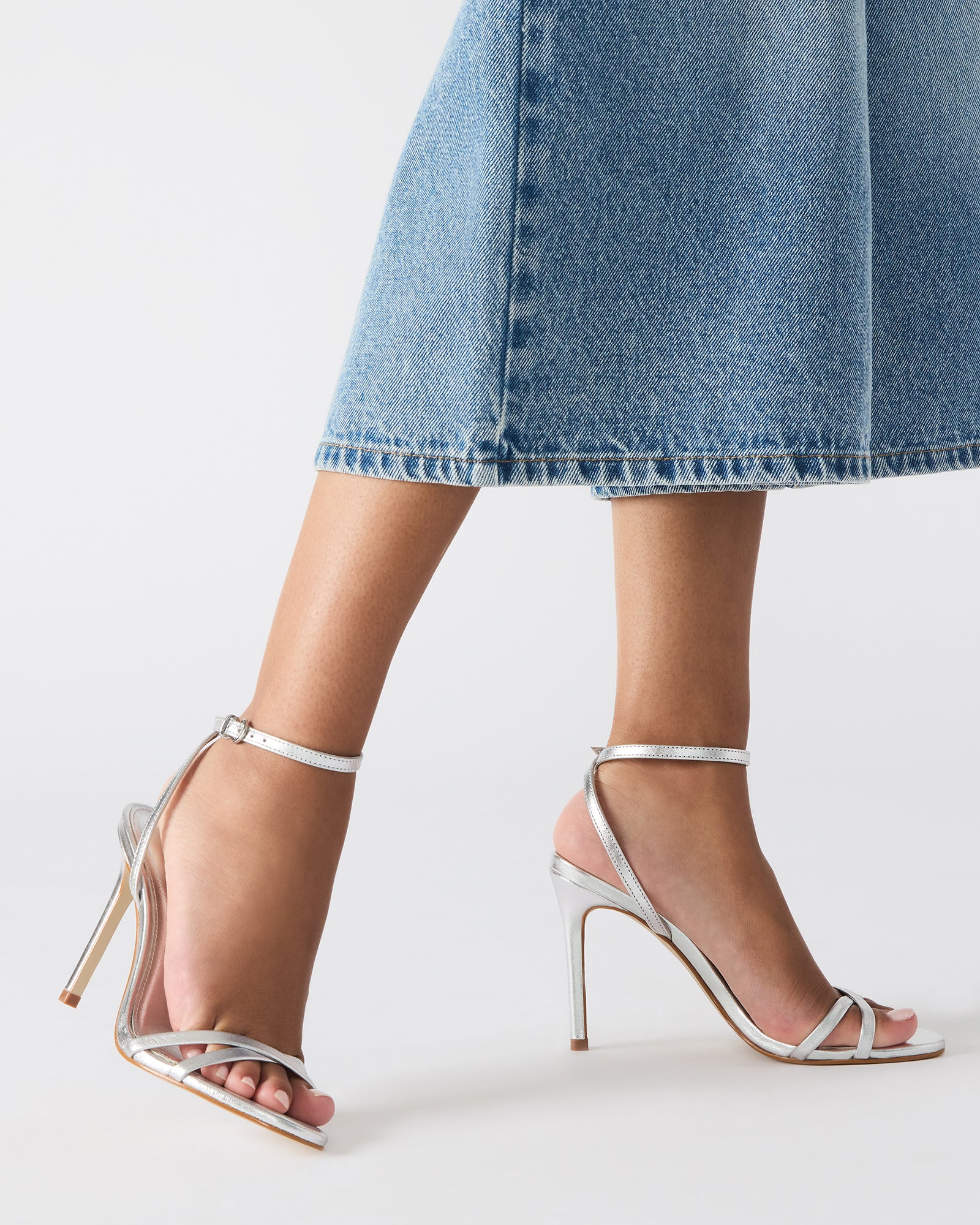 Jypsey Silver Leather