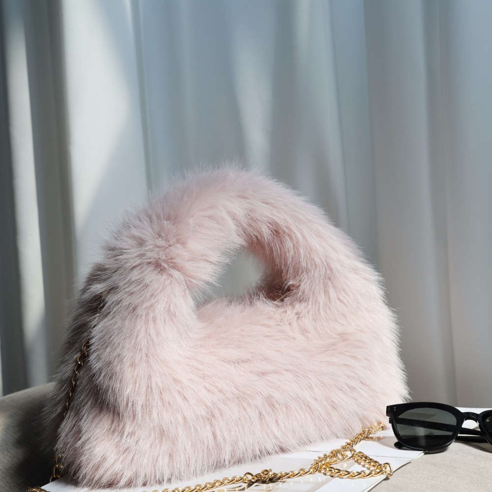 Autumn and winter handbag plush clutch