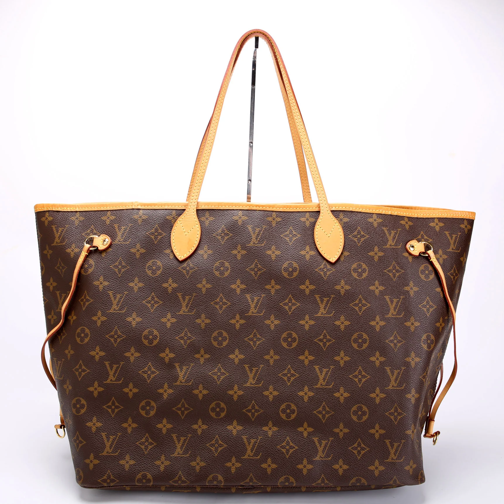 Neverfull GM Monogram