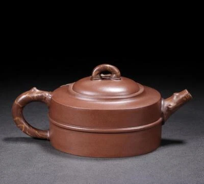 Yixing Signed Old Chinese Handmade Yixing Zisha Teapot w/grape N2119