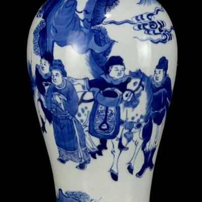 Mantangfuji Signed Old Chinese Blue and White Vase W/figure N1168
