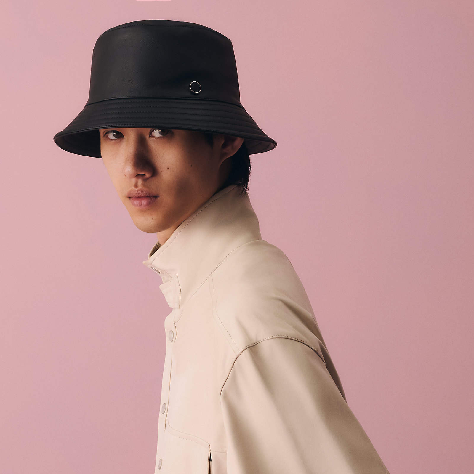 Fred Cuir bucket hat