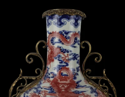 42CM Qianlong Signed Old Chinese Blue&White Underglaze Red Vase w/dragon N3921