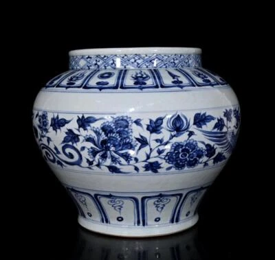 Old Chinese Blue and White Pot W/phoenix N379
