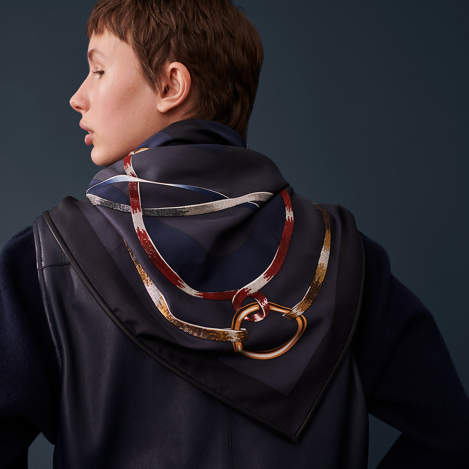 Figure artistique embroidered scarf 90
