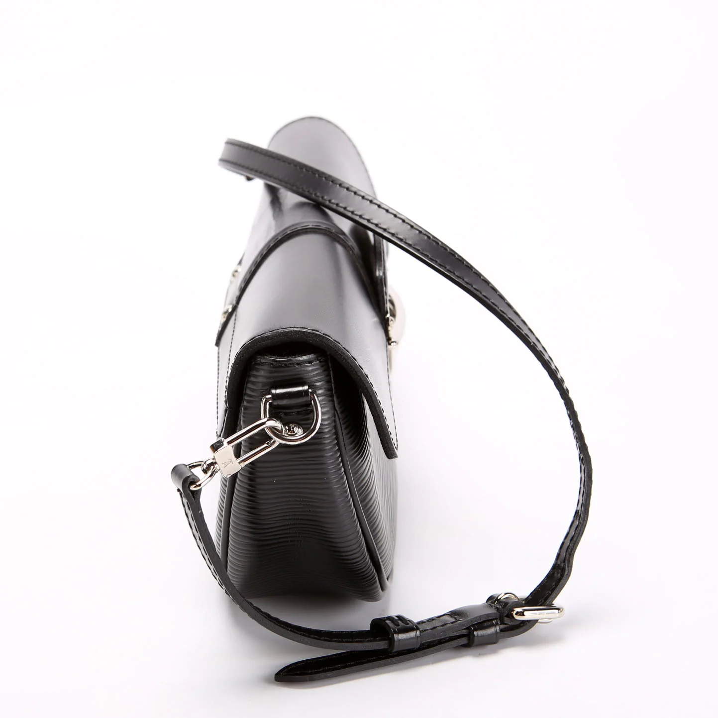 LOUIS VUITTON Montaigne Clutch Shoulder Epi Black