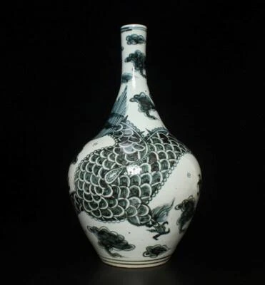 39CM Old Chinese Blue and White Vase W/dragon