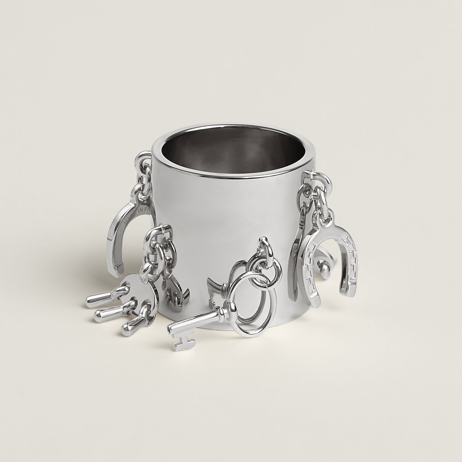 Charm's scarf ring