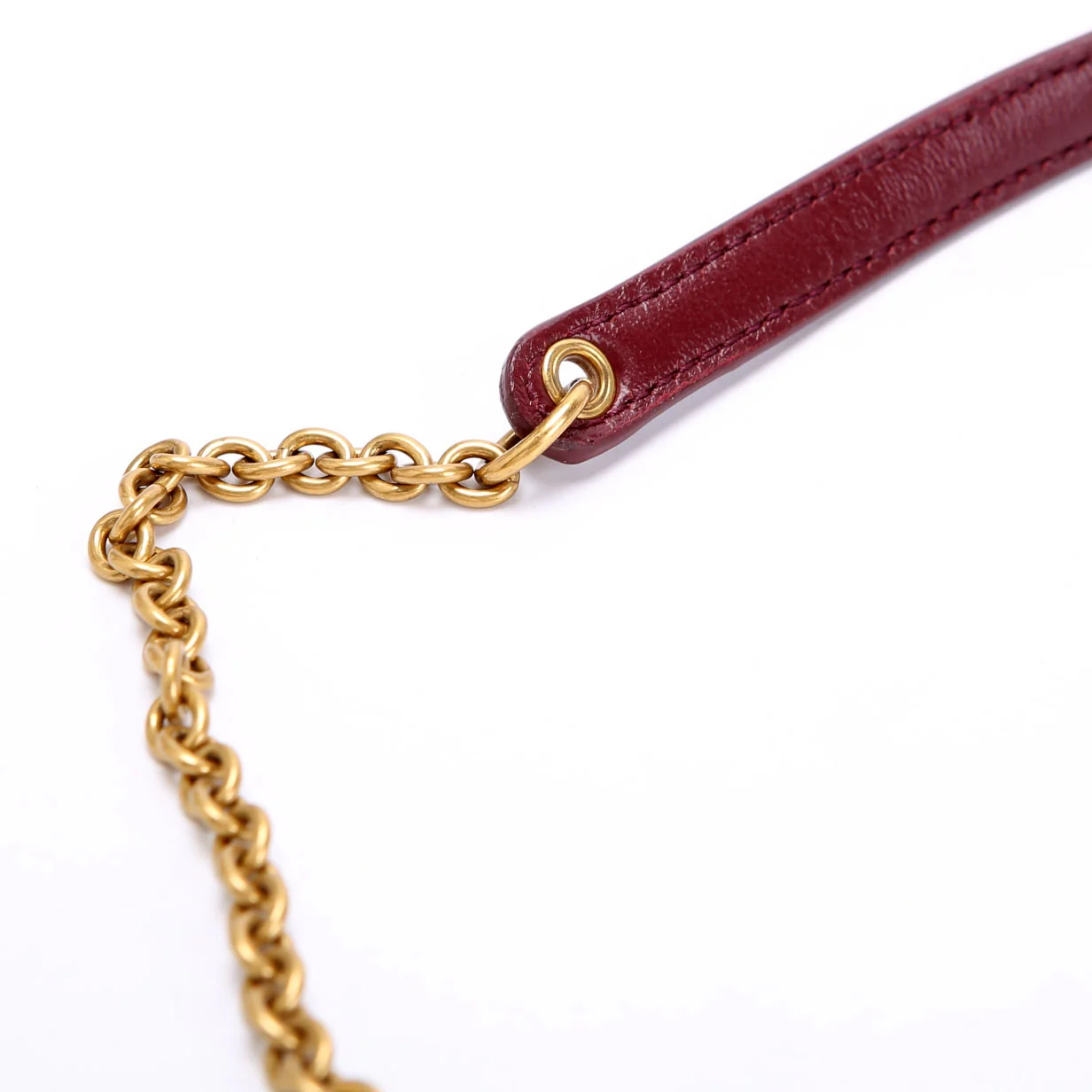 Cassandra Small Chain Pouch Lambskin 847638 Burgundy