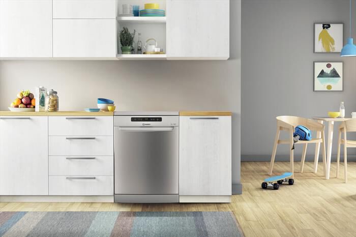 INDESIT - Lavastoviglie IN2FFC14BN6X Classe C 14 coperti