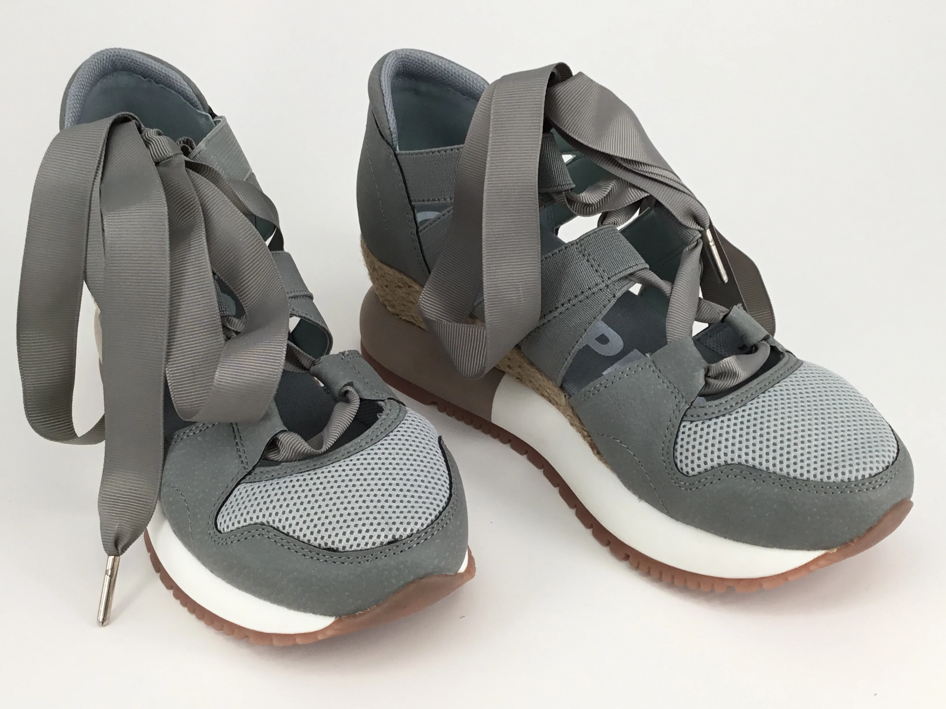 Gioseppo Lisserd available in 2 colours