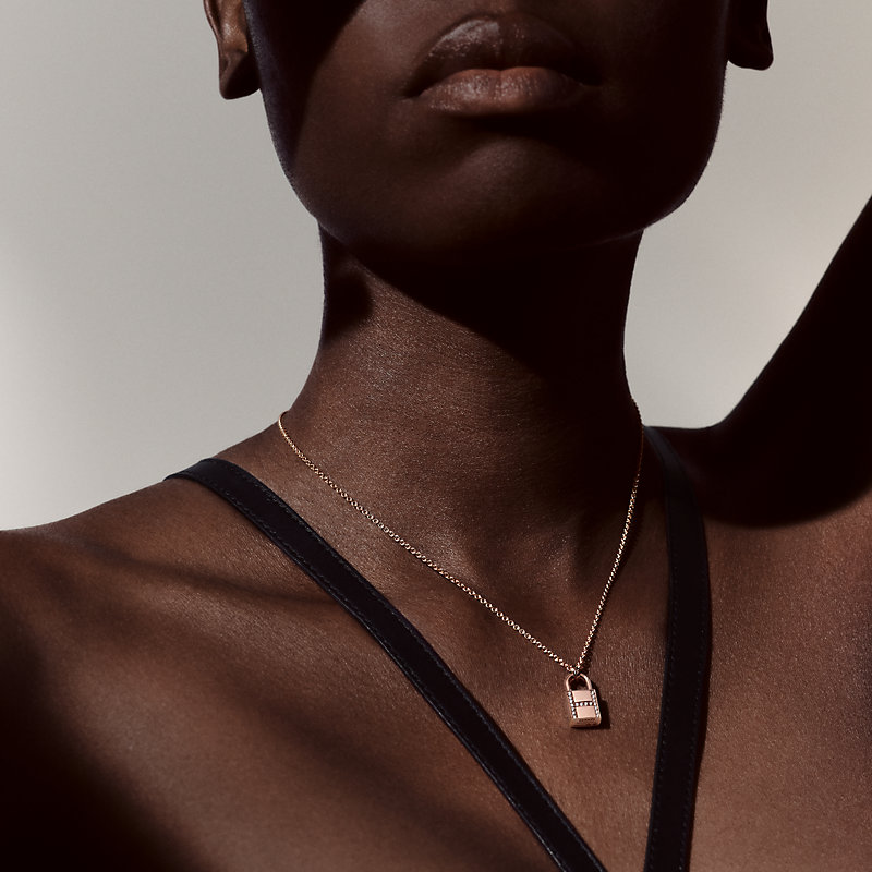 Kelly Cadenas pendant