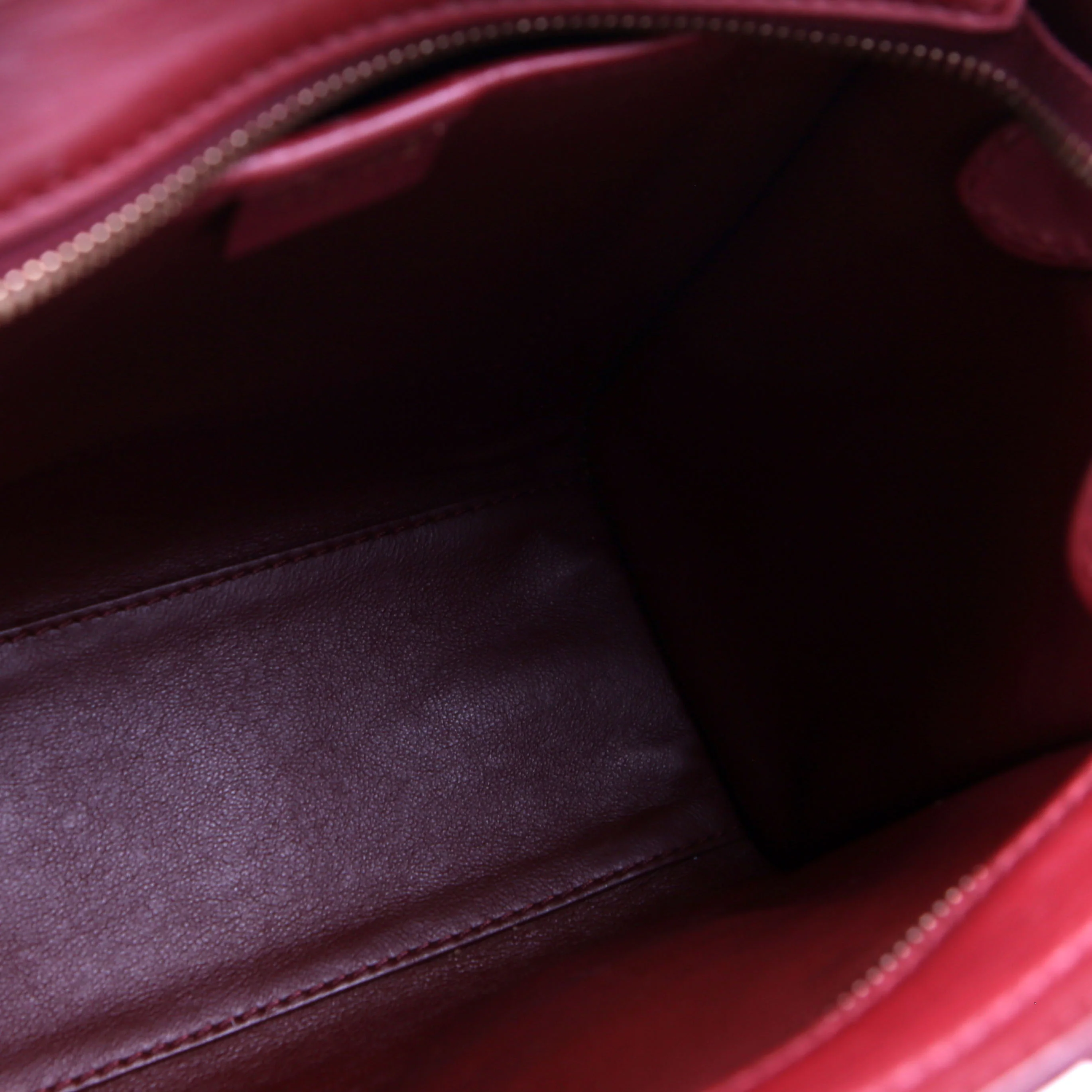 Luggage Nano Red