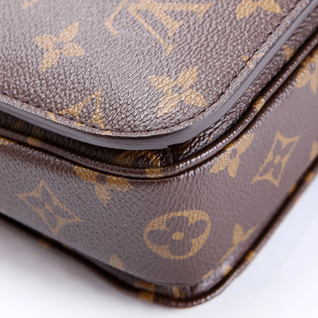 Pochette Metis Monogram