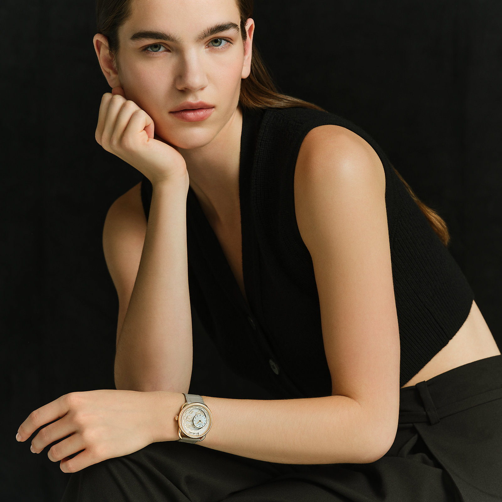 Arceau Le Temps voyageur watch, Large model, 38 mm