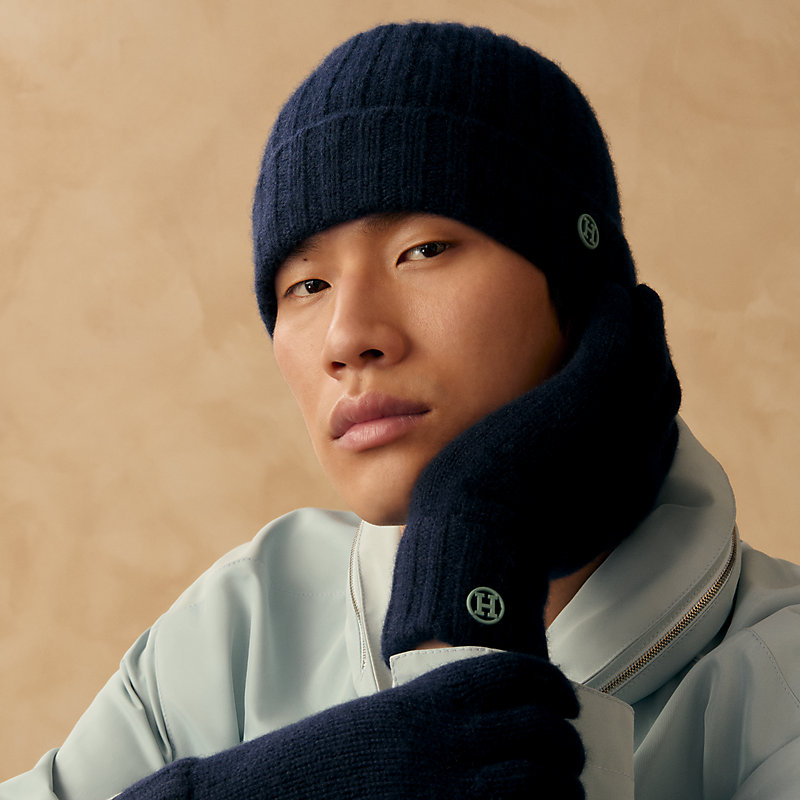 H Loop beanie