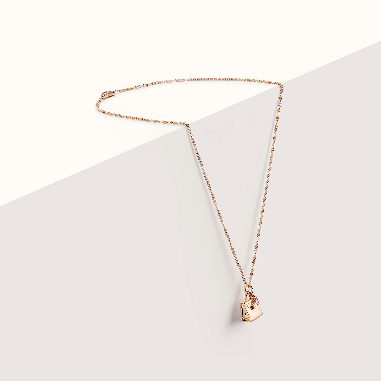 Amulettes Kelly pendant