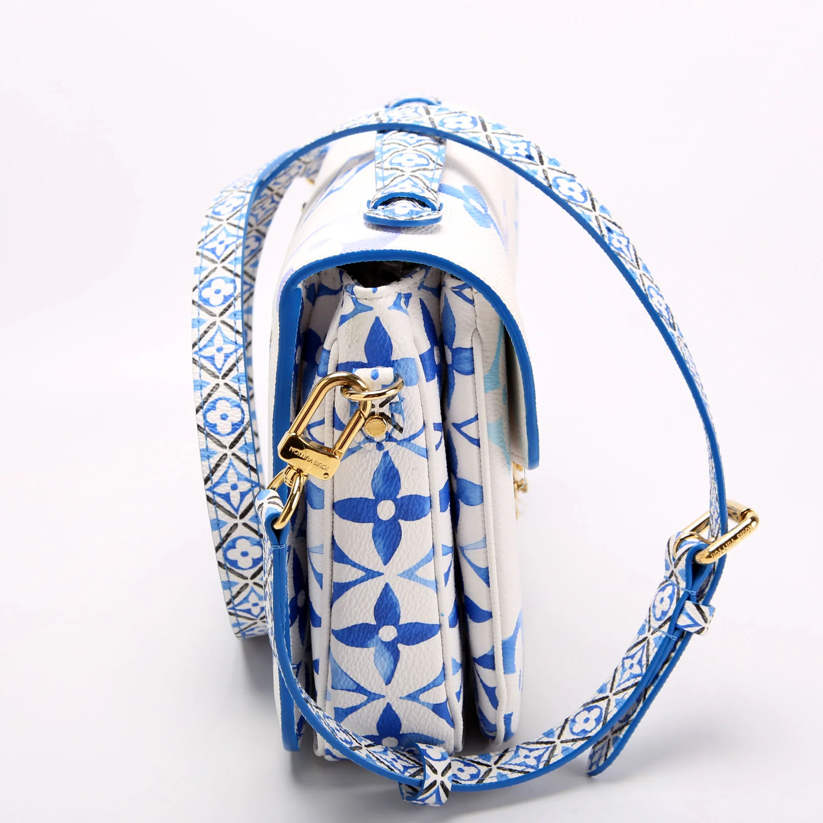 Pochette Metis Giant By The Pool 2.0