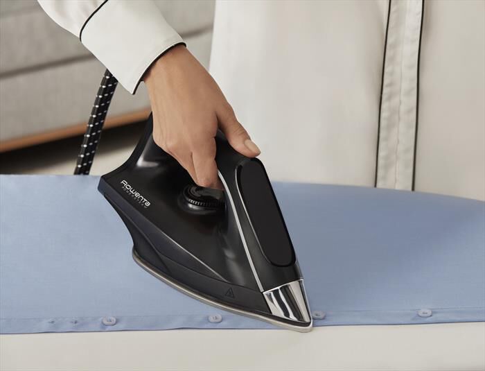 ROWENTA - Sistema Stirante VR8317