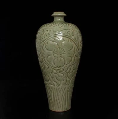 32CM Old Fine Chinese Yue Kiln Vase w/flower