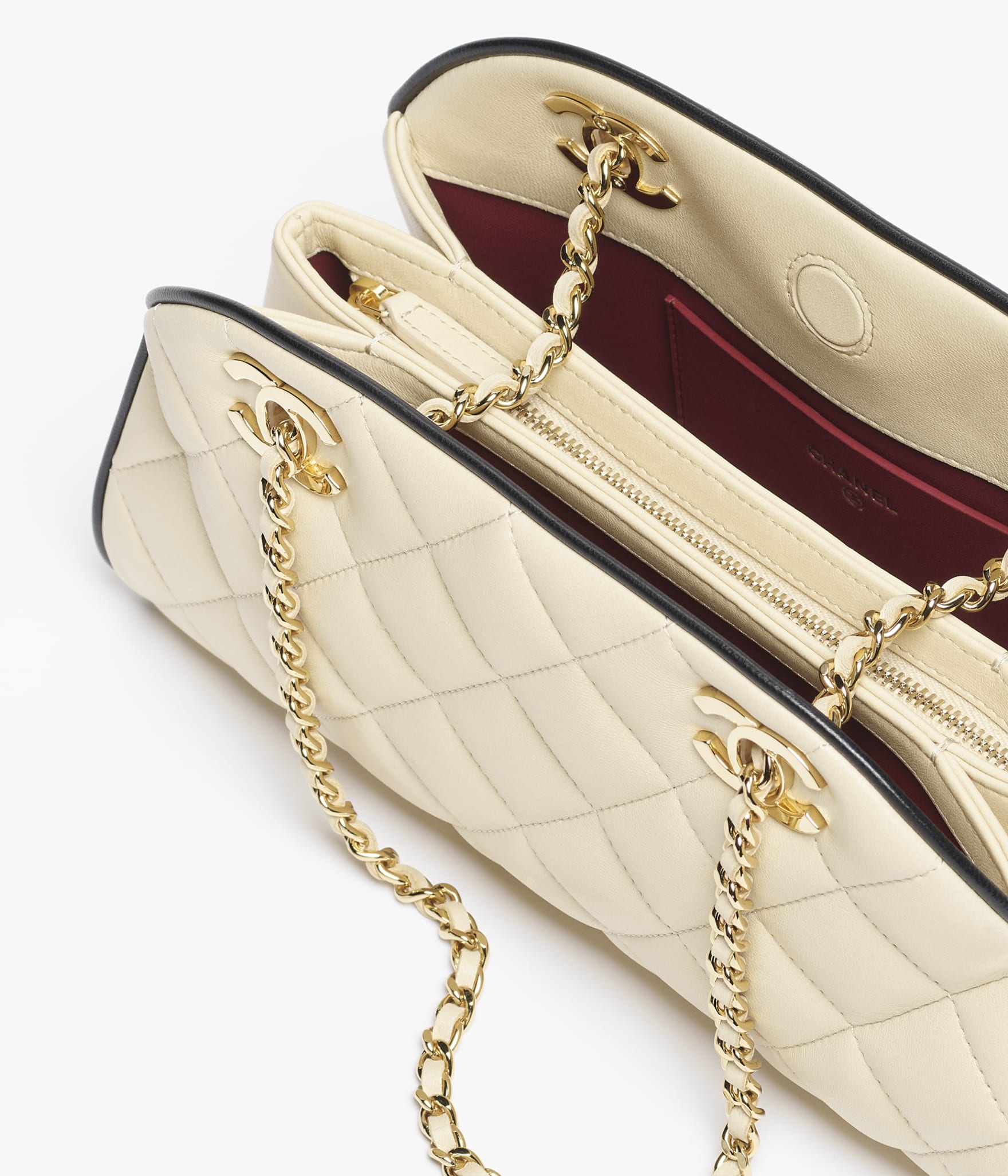 Clutch with chain