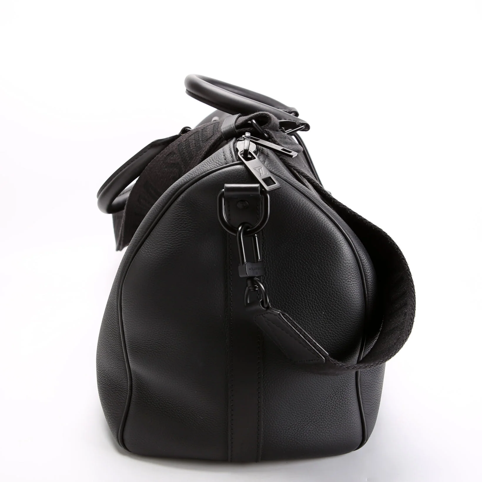 LOUIS VUITTON Keepall Bandoulière 40 Aerogram Calfskin
