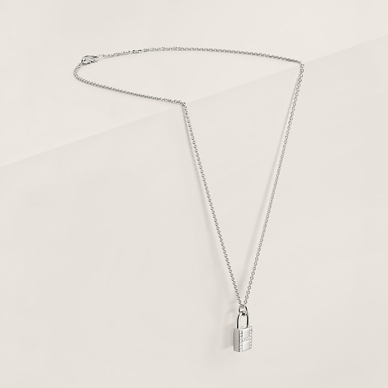 Kelly Cadenas pendant