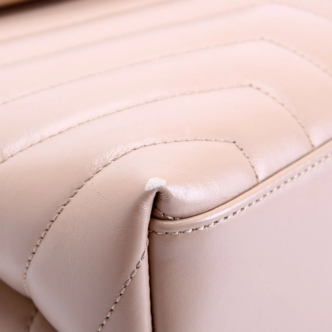 LouLou Medium Quilted Tan
