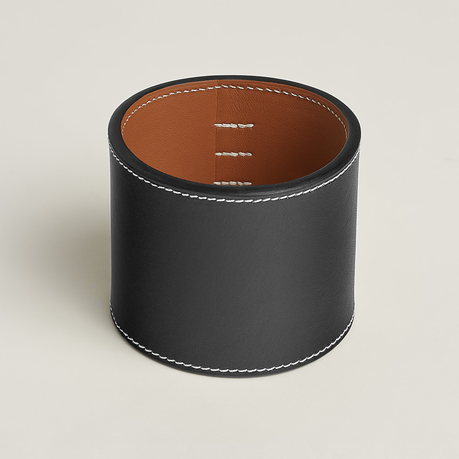 Sellier bangle