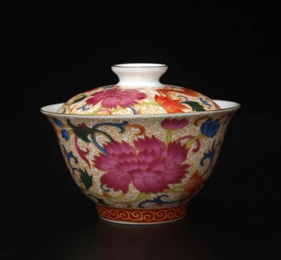 Qianlong Signed Chinese Famille Rose Cup W/dragon