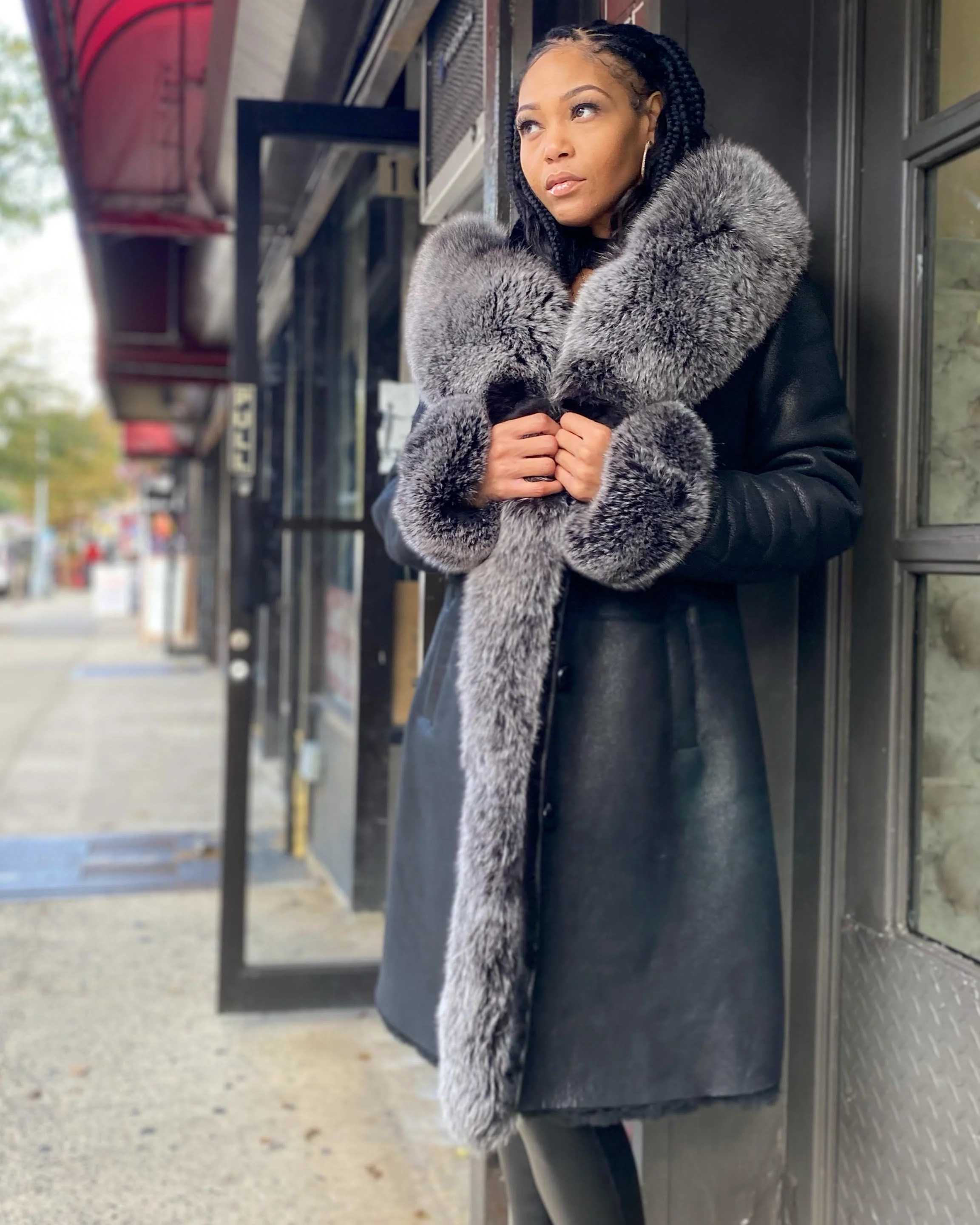 WOMEN SHEARLING- 3/4 LONG BLACK SHEARLING WITH SLIVER FOX FUR AND HOOD